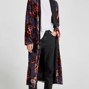 Zara velvet floral kimono